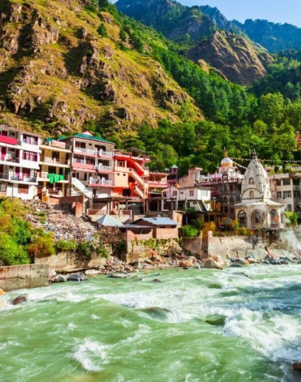 Luxury Kullu – Manali Volvo Tour Package (04 Nights / 05 Days)